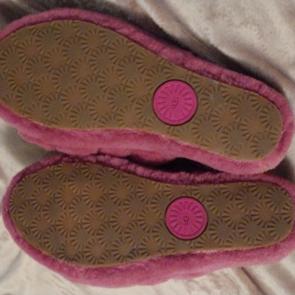 UGG Fluff Yeah Shearling Slingback Slide Fuchsia 8 - Picture 2 of 3
